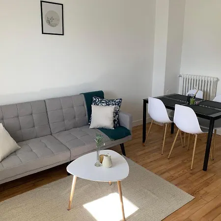 Lacolline-Ponthebert,Com - Appartement Entier Renove -Grand Parking Gratuit, Tout Equipe, Confortable, Netflix Et Amazon Prime Gratuits Et Illimites, Matelas Emma, Lave Linge, Vue Sur La Vallee, Rdc Exterior photo