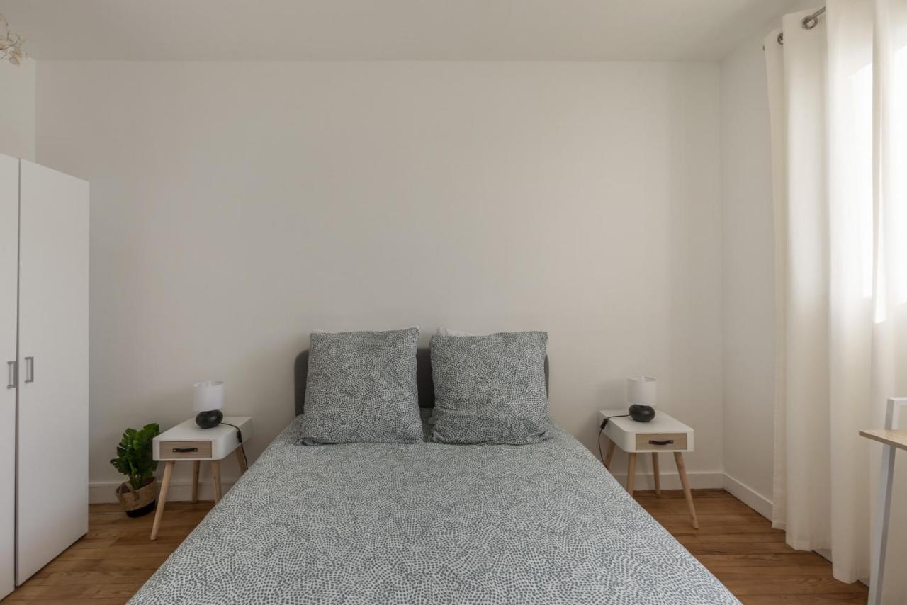 Valley View Retreat: Fully Renovated With Free Parking And Streaming