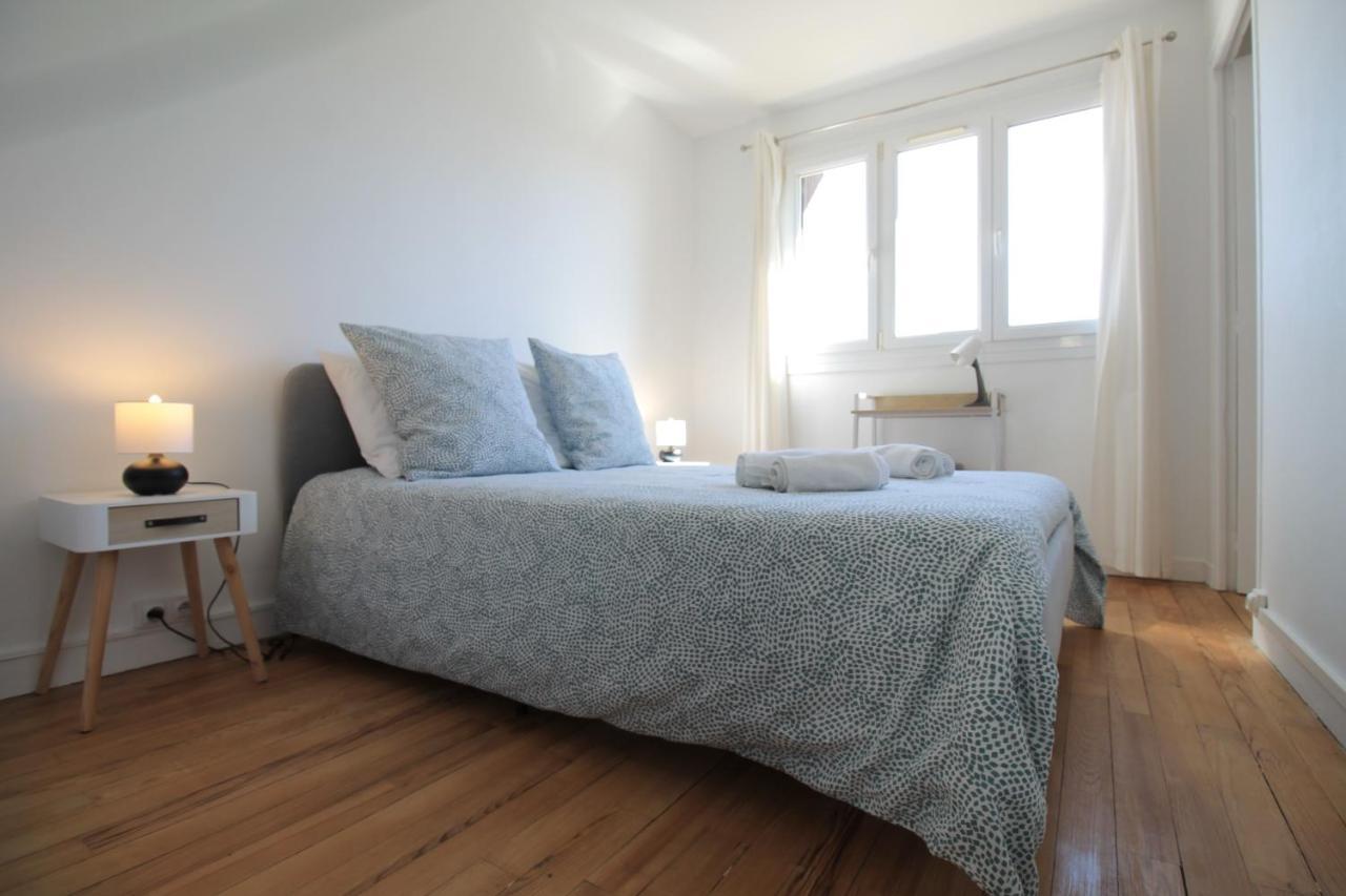 Apartment Valley View Retreat: Fully Renovated With Free Parking And Streaming