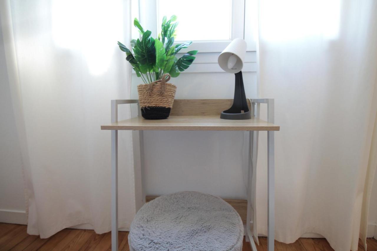 Valley View Retreat: Fully Renovated With Free Parking And Streaming Apartment
